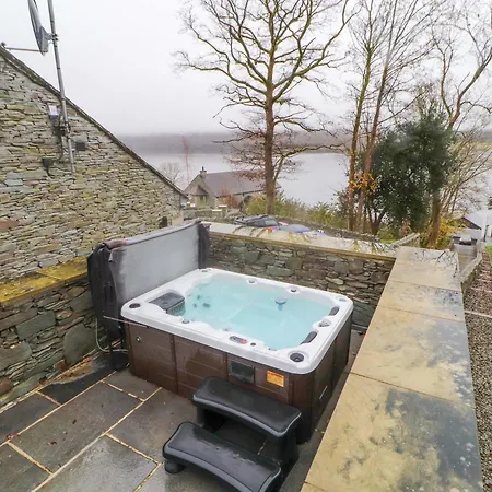 Lower View Apartman Windermere
